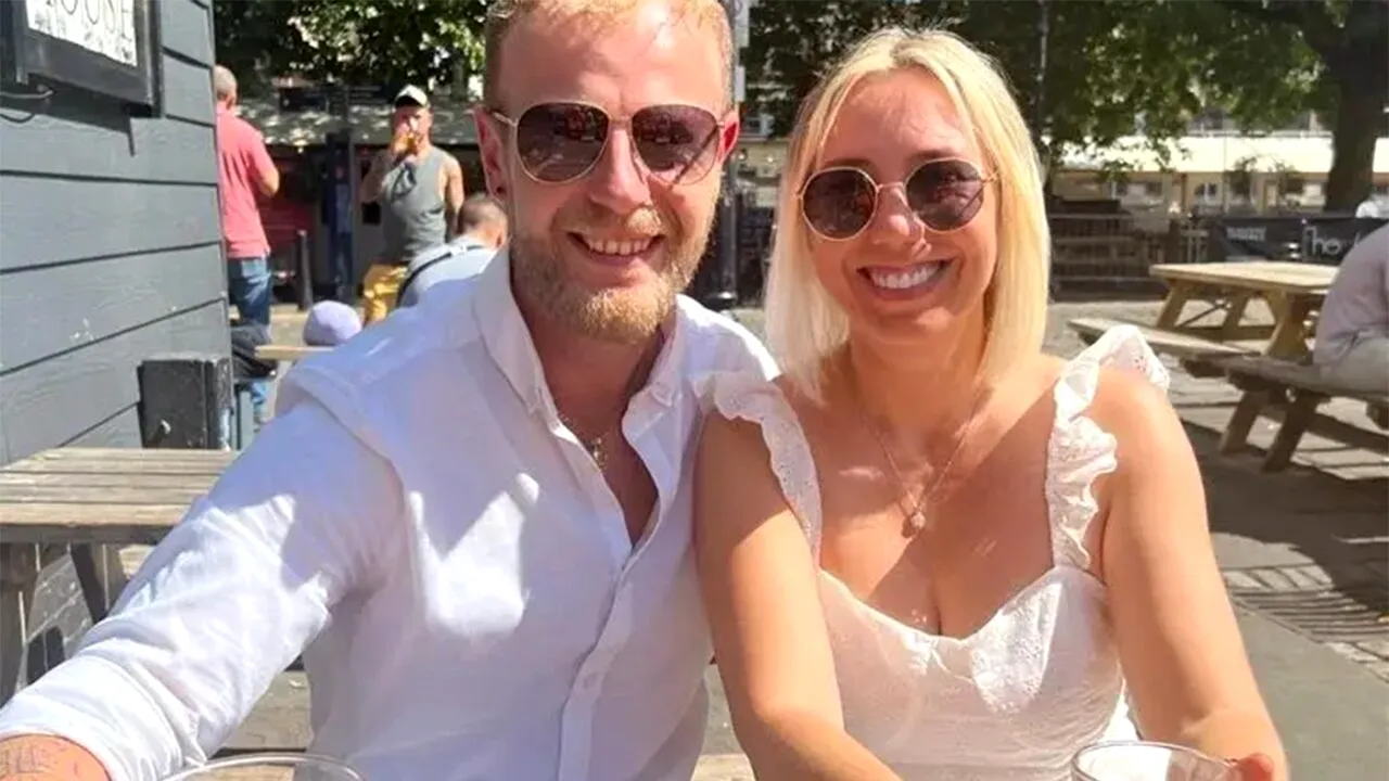 Bărbatul din imagine s-a cuplat pe Facebook cu o refugiată din Ucraina. Ireal ce s-a întâmplat după două luni, când s-au văzut pentru prima dată