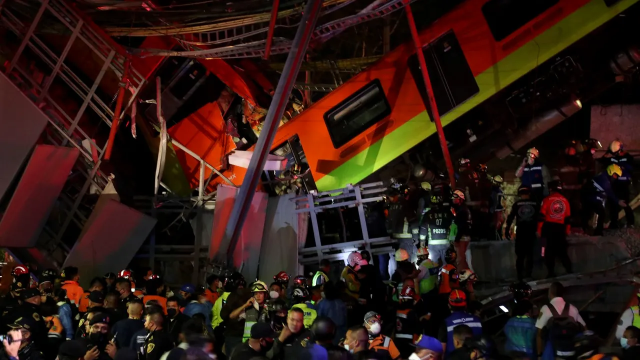 UPDATE. Cel puțin 20 morți, printre care și minori, și zeci de răniți în Mexic, după prăbușirea unei linii de metrou - FOTO/VIDEO