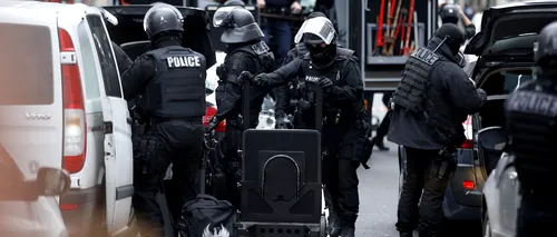 ATENTAT ÎN FRANȚA. Zeci de mii de polițiști îi caută încă pe atacatorii de la Charlie Hebdo. Frații Kouachi se aflau pe lista neagră a terorismului în SUA


