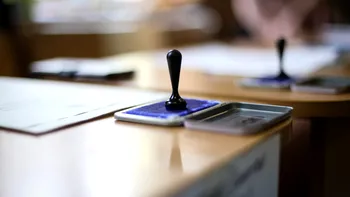 Aproape 18 milioane de români înscriși în evidențele Autorității Electorale Permanente, la cel de-al doilea tur al prezidențialelor