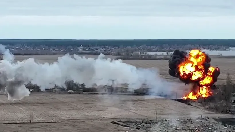 VIDEO| „Aşa mor ruşii”. Momentul în care o rachetă ucraineană doboară un elicopter
