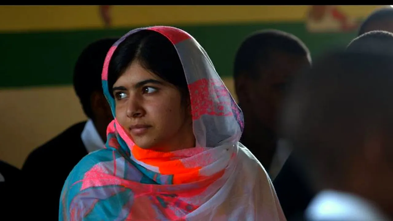 Malala Yousafzai: America întoarce spatele unei istorii de deschidere față de refugiați și imigranți 