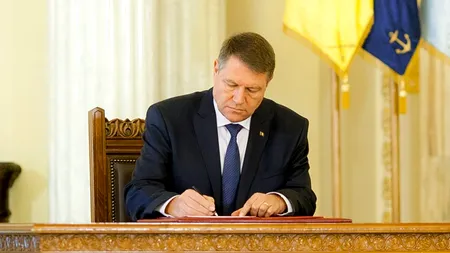 Ce salariați din România vor primi o zi liberă în plus. Președintele Iohannis deja a semnat legea!
