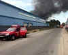 INCENDIU de proporții în sectorul 6 al Capitalei. Intervenție în forță pentru stingerea flăcărilor de la un depozit