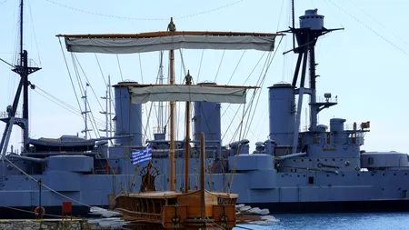 Doi români, ARESTAȚI în Grecia pentru spionaj la baza navală Salamis