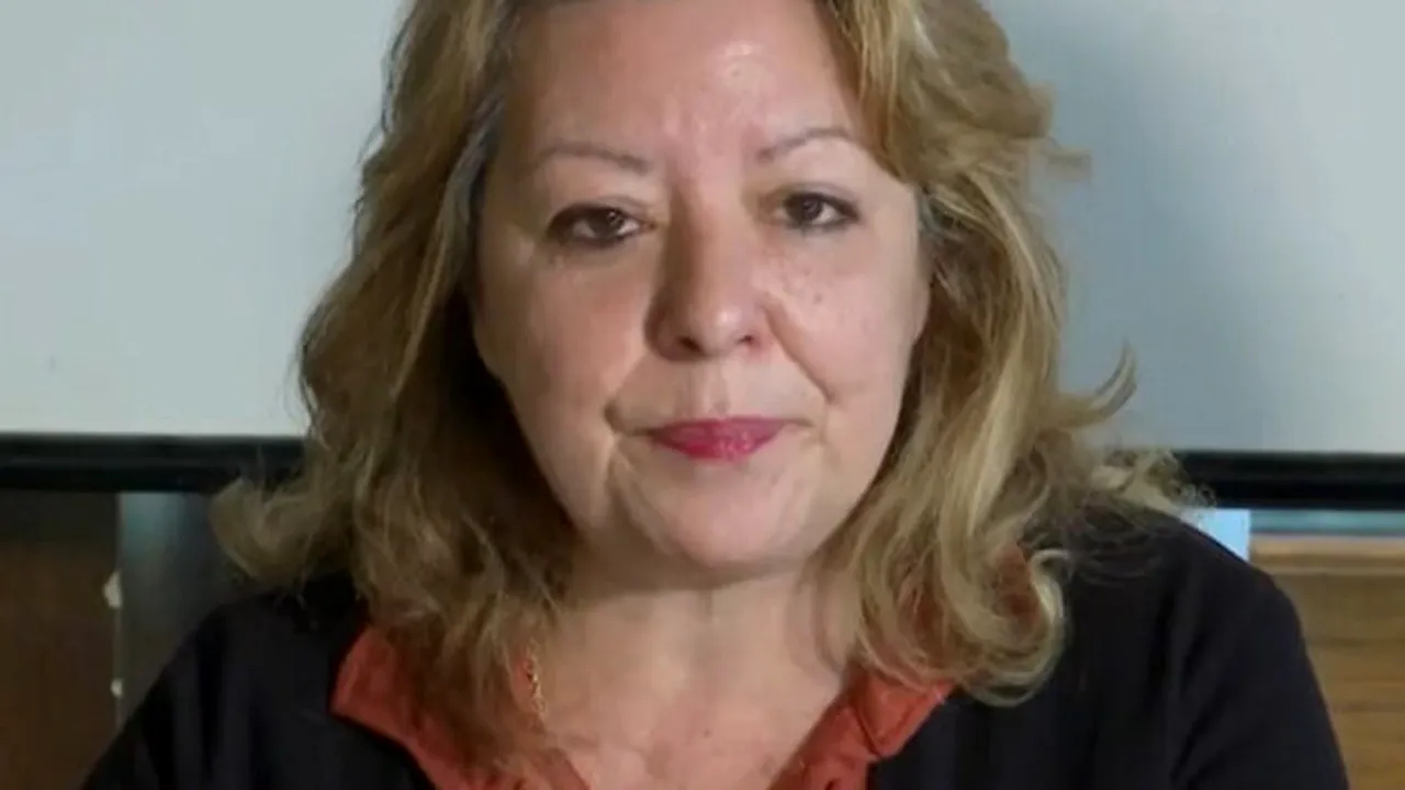 O falsă CLARVĂZĂTOARE din Italia ar fi fugit în România. Femeia mințea credincioșii că poate vorbi cu Fecioara Maria