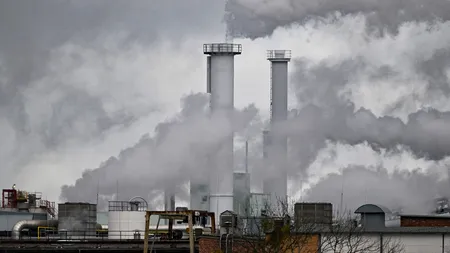 Bloomberg: Germania ar putea avea DIFICULTĂȚI în atingerea obiectivelor tranziției energetice, pe fondul problemelor bugetare