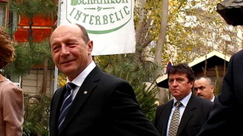 Băsescu s-a întâlnit la Hanul Berarilor cu Elena Udrea și cu lideri ai PMP