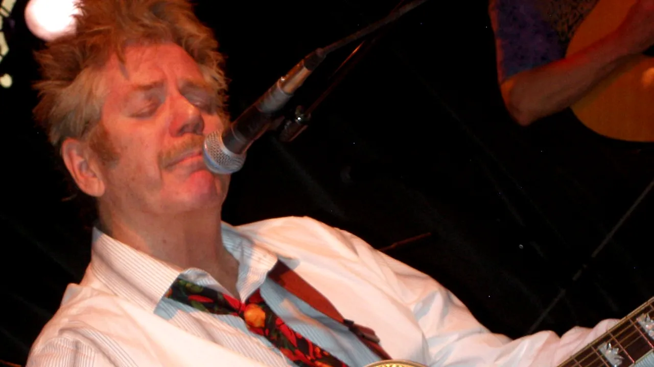 Cântărețul american Dan Hicks a decedat