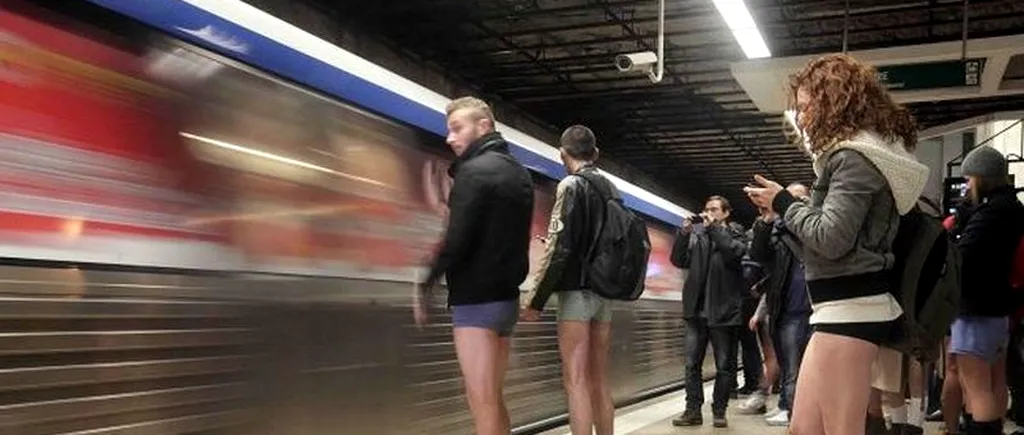 Evenimentul Fără pantaloni la metrou, un eșec. Copiem totul din afară