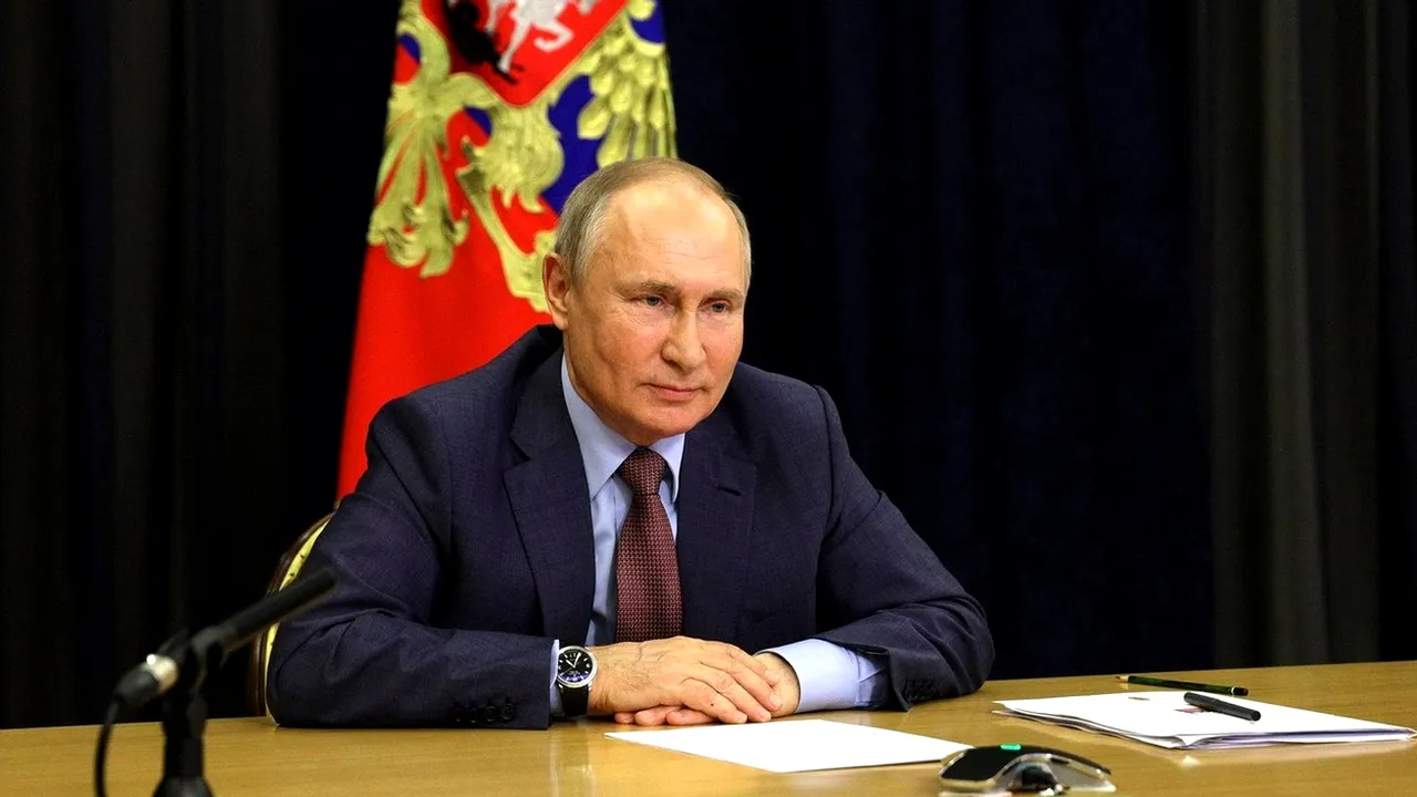 Vladimir Putin a ordonat Ministerului rus al Apărării să trimită trupe militare în Donețk și Luhansk