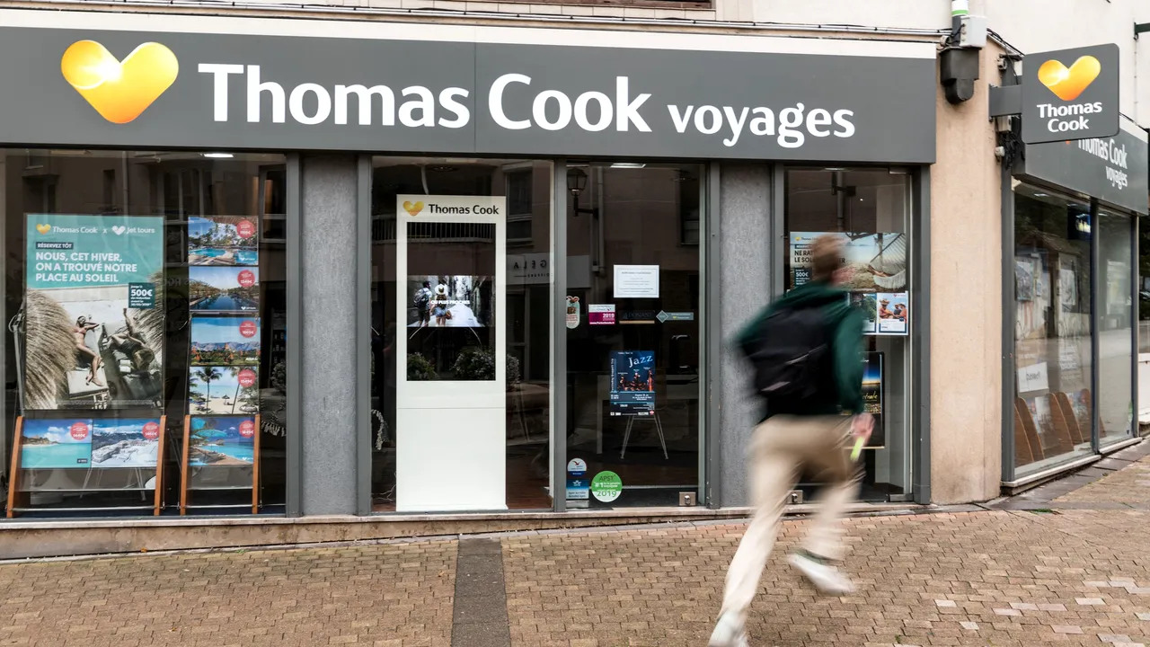 Agenția de turism Thomas Cook, în faliment: Peste jumătate de milion de oameni așteaptă intervenția guvernelor pentru a reveni acasă