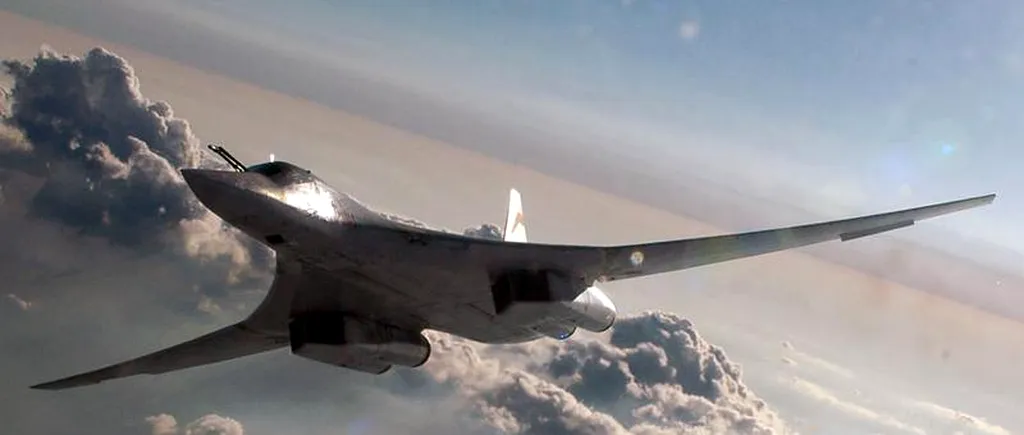 Rusia va relua producția „Lebedei Albe, unul din cele mai temute bombardiere strategice