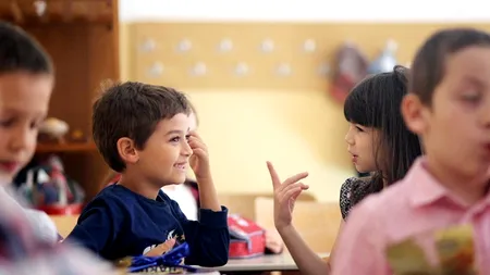 Condițiile în care alocațiile copiilor ar putea fi mărite. Anunțul ministrului Muncii din Guvernul Cioloș