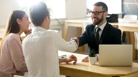 EFECTE. Cum sunt afectați bugetarii în timpul stării de alertă. Măsurile dispuse de autorități