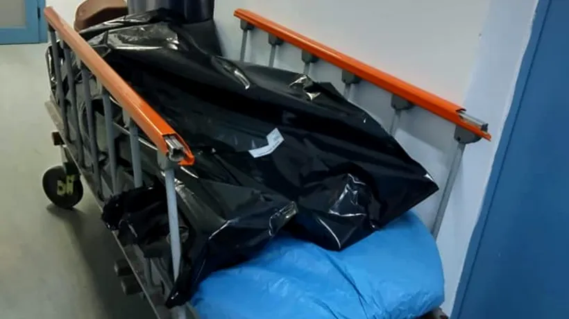 Imagini cu puternic impact emoțional! Deputatul USR Emanuel Ungureanu, noi dezvăluiri: Pacienți morți, abandonați pe scările unui spital din București, printre câini și saci de gunoi - FOTO 