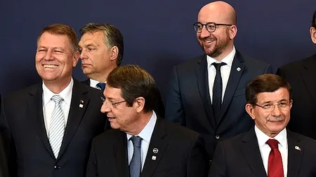 Fotografia zilei: Iohannis, confundat cu Orban la înmormântarea lui Shimon Peres