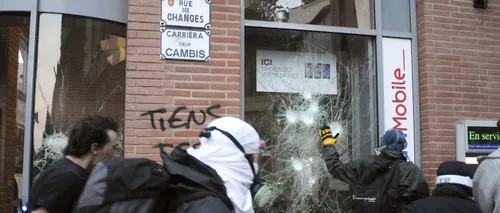 Violențe la un protest în Franța după ce un tânăr a murit în confruntările cu forțele de ordine