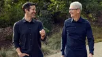 Din umbră, în lumina reflectoarelor: Cine este John Ternus, noul CEO al gigantului Apple. Din toamnă, îl va înlocui pe Tim Cook