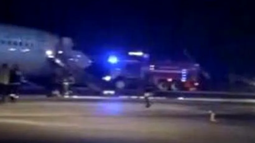 Opt răniți în cursul evacuării unui avion de pasageri la aeroportul din Moscova