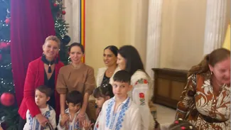 Mirabela Grădinaru, partenera președintelui Nicușor Dan, primește colindători la Palatul Cotroceni