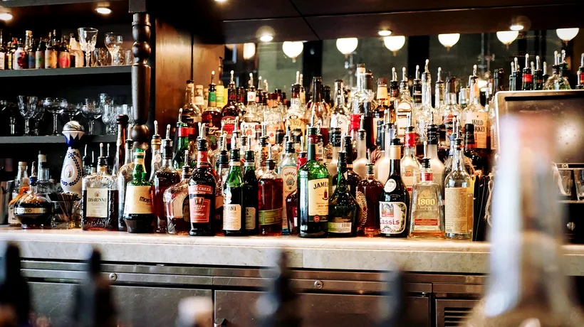 PANDEMIE. Statul nordic în care vânzările de băuturi alcoolice s-au majorat simțitor. Care au fost principalii beneficiari ai creșterilor consumului de alcool