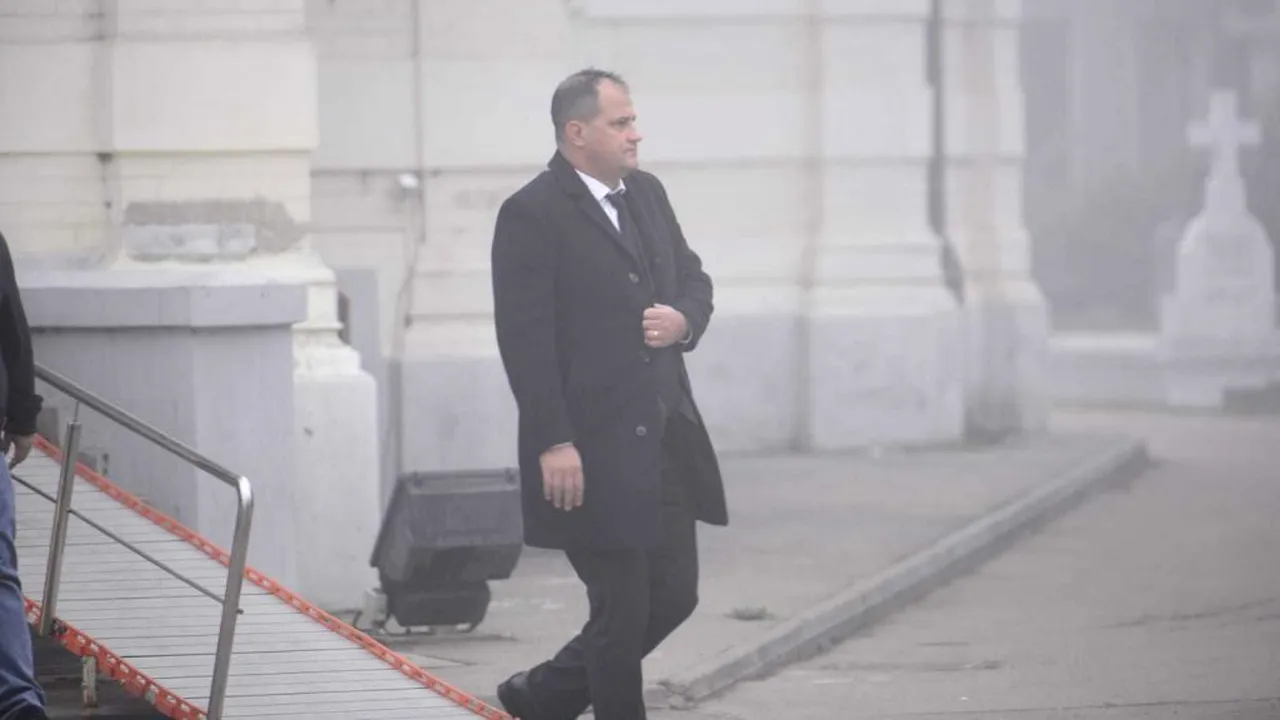 Mesajul emoționant scris de Șerban Huidu pe coroana depusă la priveghiul Cristinei Țopescu 