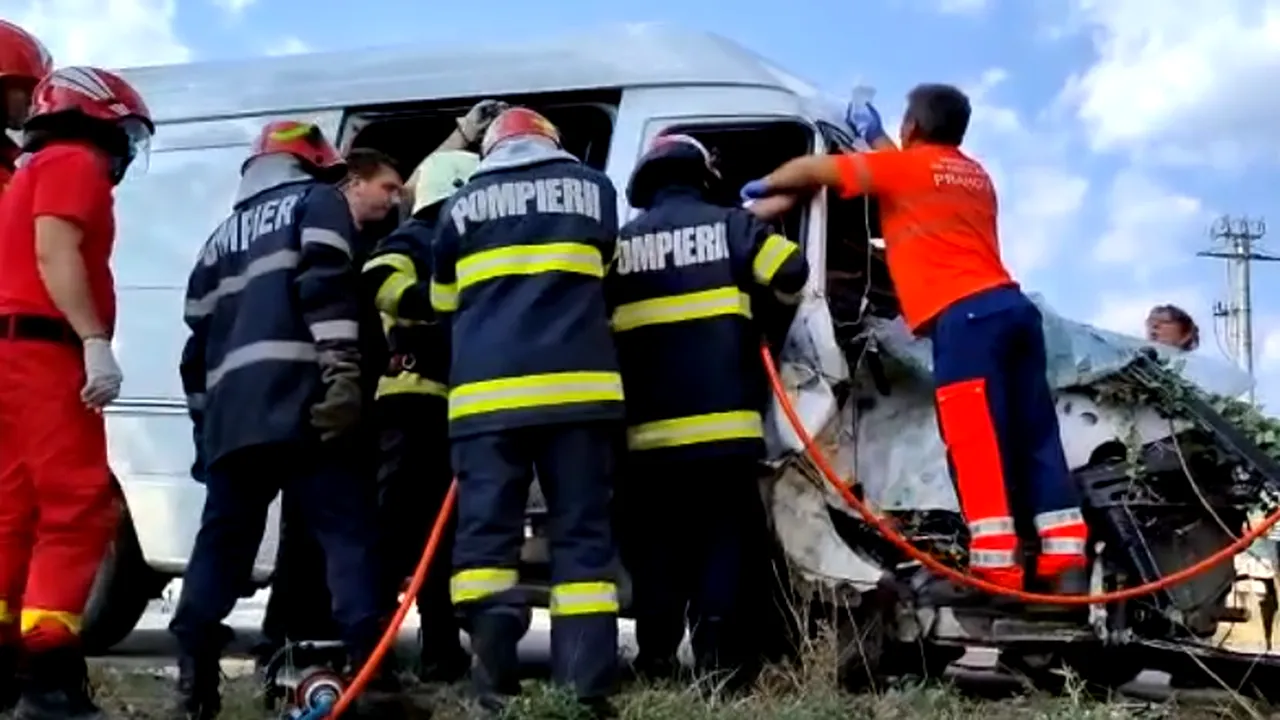 Accident pe DN 1A - Centura Ploieștiului. Trei persoane, între care doi copii au ajuns la spital