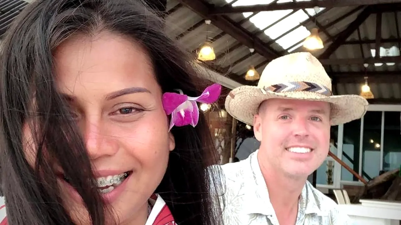 Un cuplu riscă pedeapsa cu moartea în Thailanda, după ce și-au construit o casă pe apă - FOTO