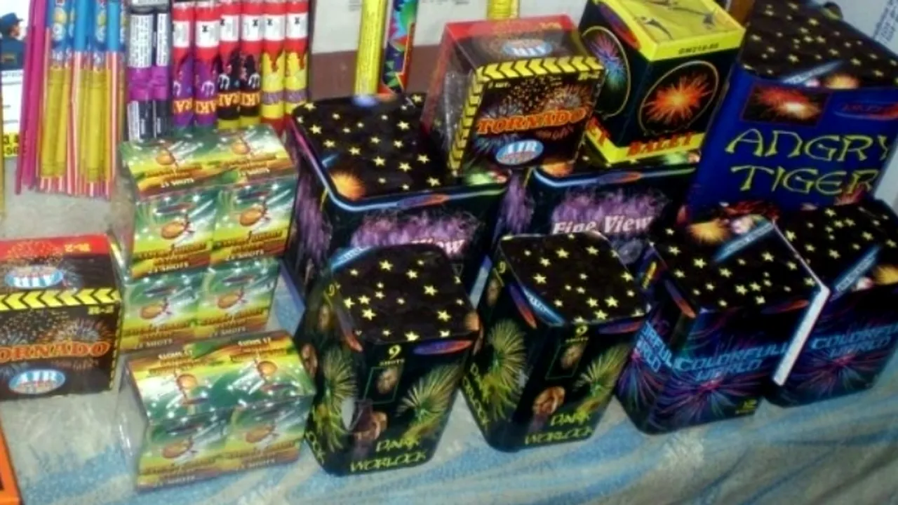 Tone de articole pirotehnice, ridicate în Prahova