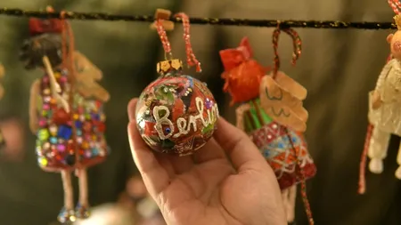 Cadourile HANDMADE sunt la mare căutare în acest sezon. La târgul de la Iași, artizanii au atras sute de vizitatori