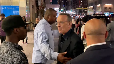 Tom Hanks și-a înjurat fanii după ce soția sa a fost îmbrâncită: 