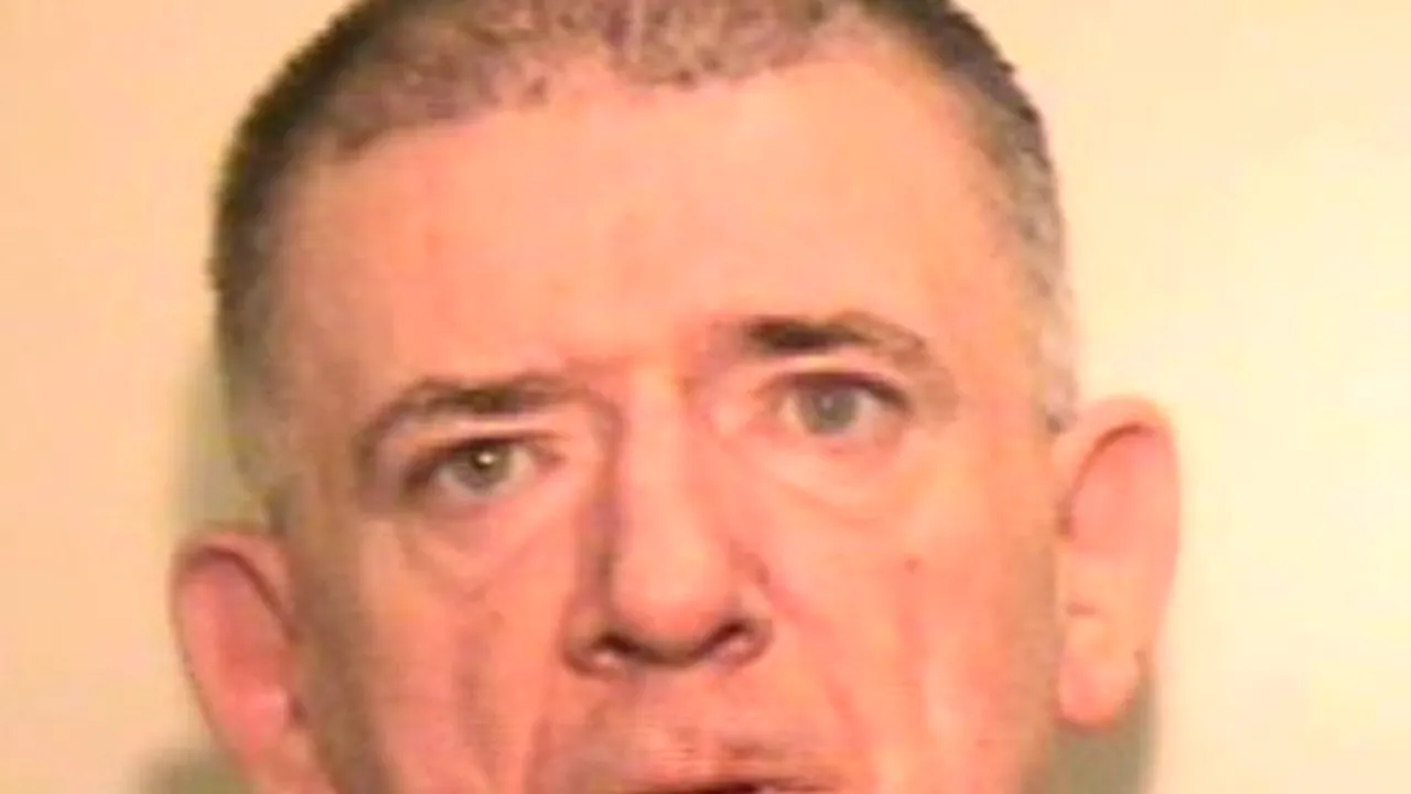 Cel mai ACTIV infractor din Marea Britanie a comis a 668-a fărădelege. La 62 de ani, s-a urcat băut în autobuz, A URINAT pe podea și a atins o femeie pe sâni