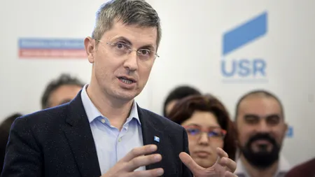 Liderii USR-PLUS: Cerem oficial demisia Guvernului Dăncilă