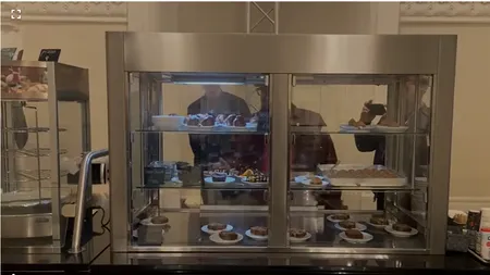 Ce prețuri sunt la restaurantul din Parlament, închis de Piedone. Cât costă un MIC sau un șnițel de pui cu cartofi prăjiți