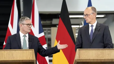 Marea Britanie ar putea cumpăra ARMAMENT din SUA pentru a-l livra Ucrainei /„Colaborăm cu aliații asupra furnizării de capabilități”