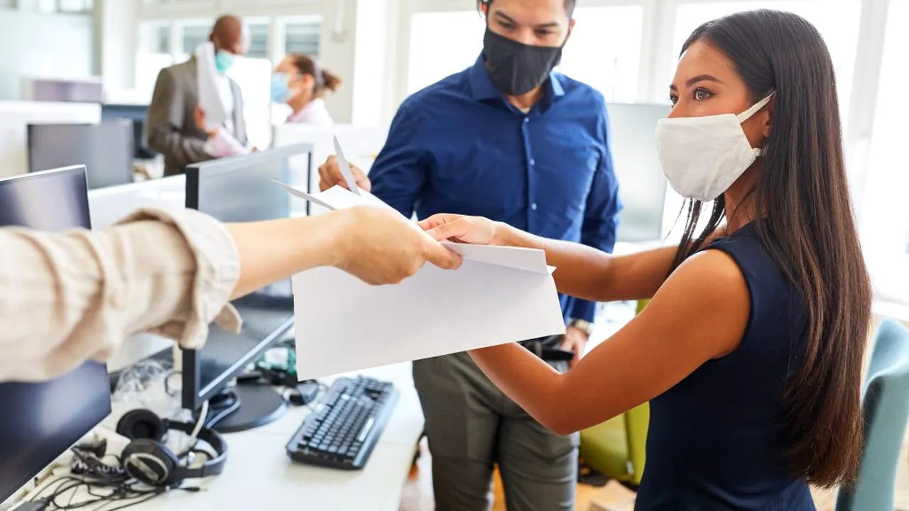 Colliers: 2021 se preconizează a fi un an al revenirii, dar vor exista diferenţe mari la nivel de industrii