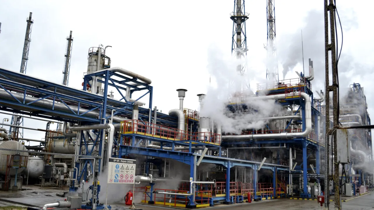 Rusia a ordonat închiderea conductei prin care România importă petrol din Kazahstan