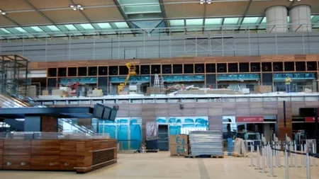 De ce nu pot germanii să stingă lumina la aeroportul din Berlin, aflat încă în construcție