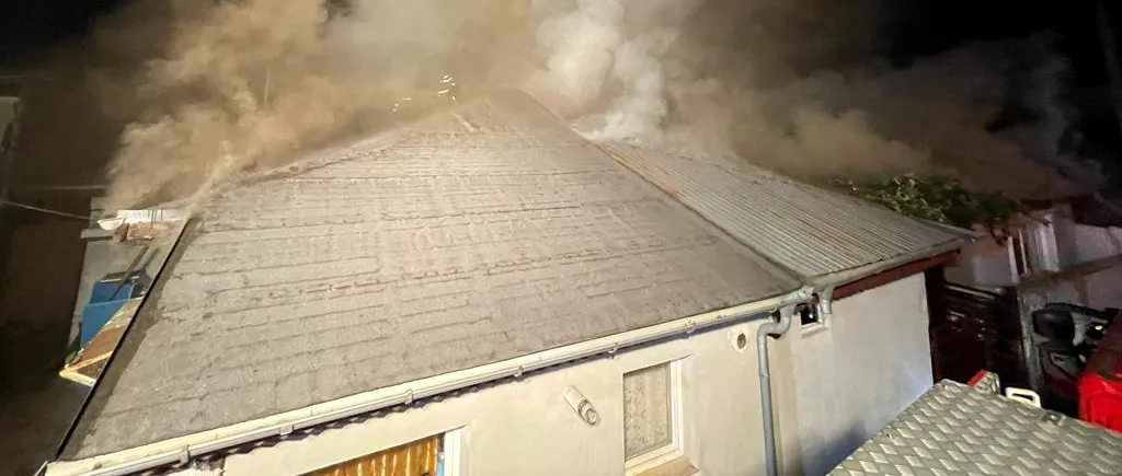 VIDEO UPDATE | Incendiul izbucnit în Sectorul 5 al Capitalei a fost localizat. Nu au fost înregistrate victime