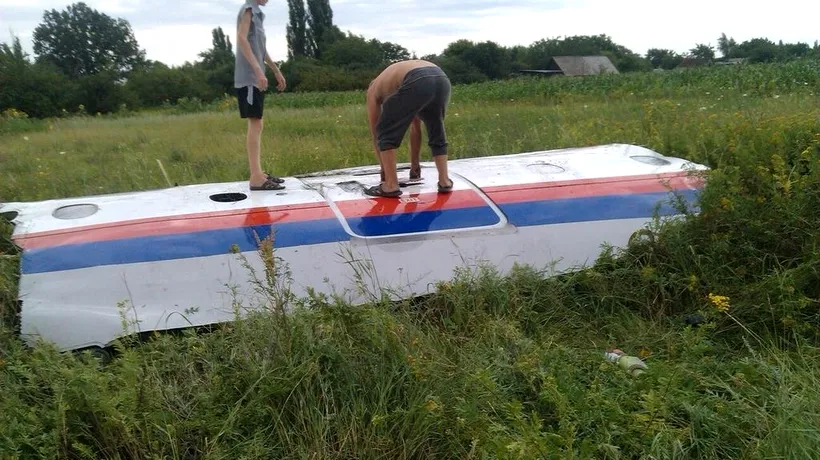 O cutie neagră a avionului care s-a prăbușit în Ucraina a fost găsită
