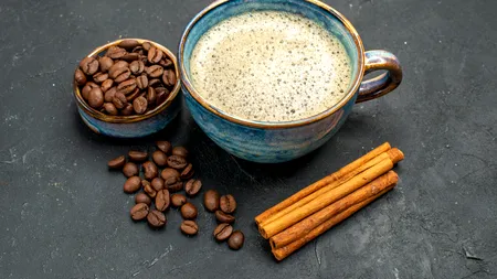 O inimă sănătoasă chiar la tine în ceașcă. Condimentele care îți protejează vasele de sânge dacă le pui în cafea