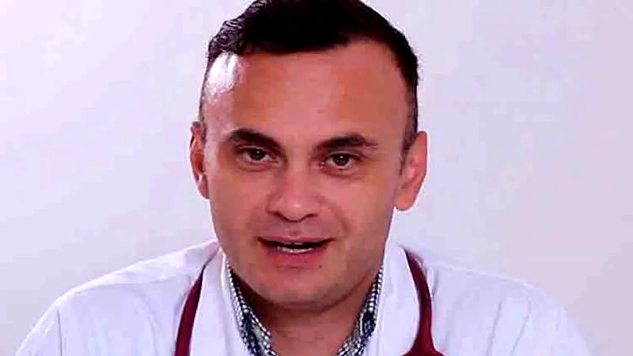 Medicul Marinescu: Simptomul care arată că forma uşoară de Covid-19 a unui copil se complică