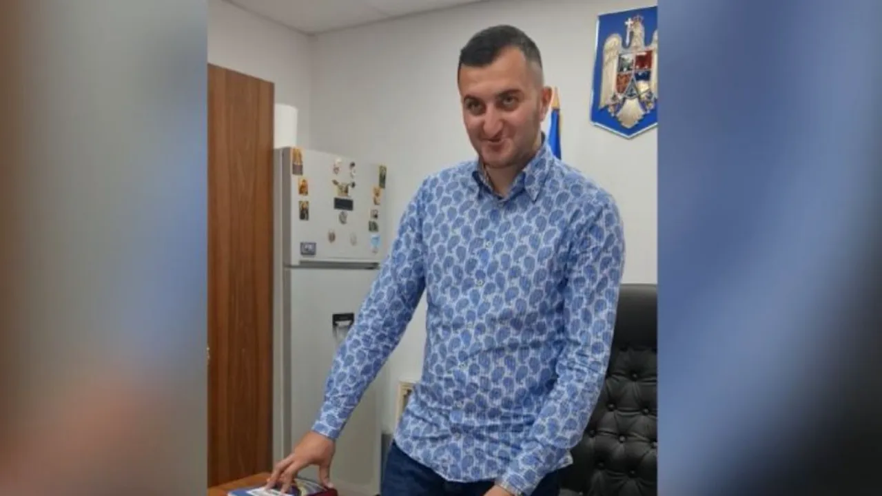 Angajat la o primărie din Gorj, pus să JURE pe Biblie că va respecta sarcinile din fișa postului