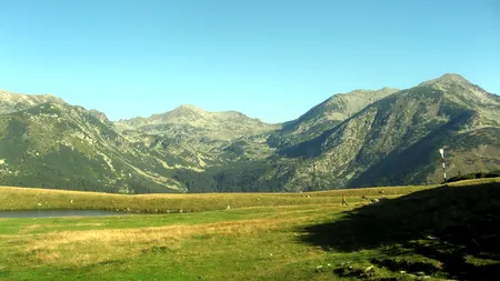 50 de turiști blocați în Munții Retezat. Care este starea acestora 