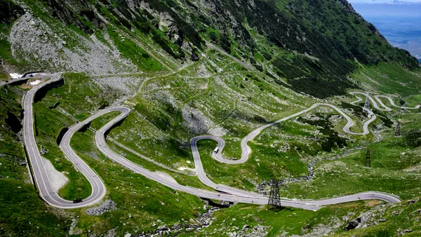 Transfăgărășan 2025. Când se deschide spectaculosul drum și ce anunță DRDP Brașov