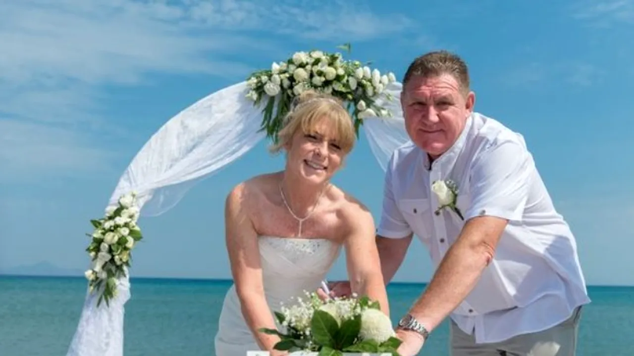 Caz cutremurător. Soția i-a murit când erau în vacanță, dar bărbatul face mărturisiri șocante: Am îngropat doar jumătate din ea / Ce s-a întâmplat de fapt - FOTO
