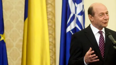 Băsescu: Statutul cadrelor militare trimis de parlament - fie trădare, fie prostie. Prin lege se încearcă punerea sub control politic a generalilor