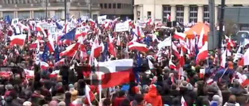 Mii de persoane au protestat în Polonia față de noile legi privind presa