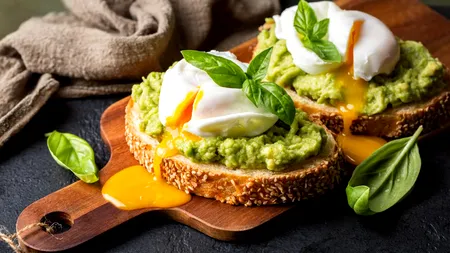 Un aliment des consumat la brunch ar putea deveni un LUX. Fermierii se plâng că nu mai au destulă apă pentru a face față cererii globale crescute